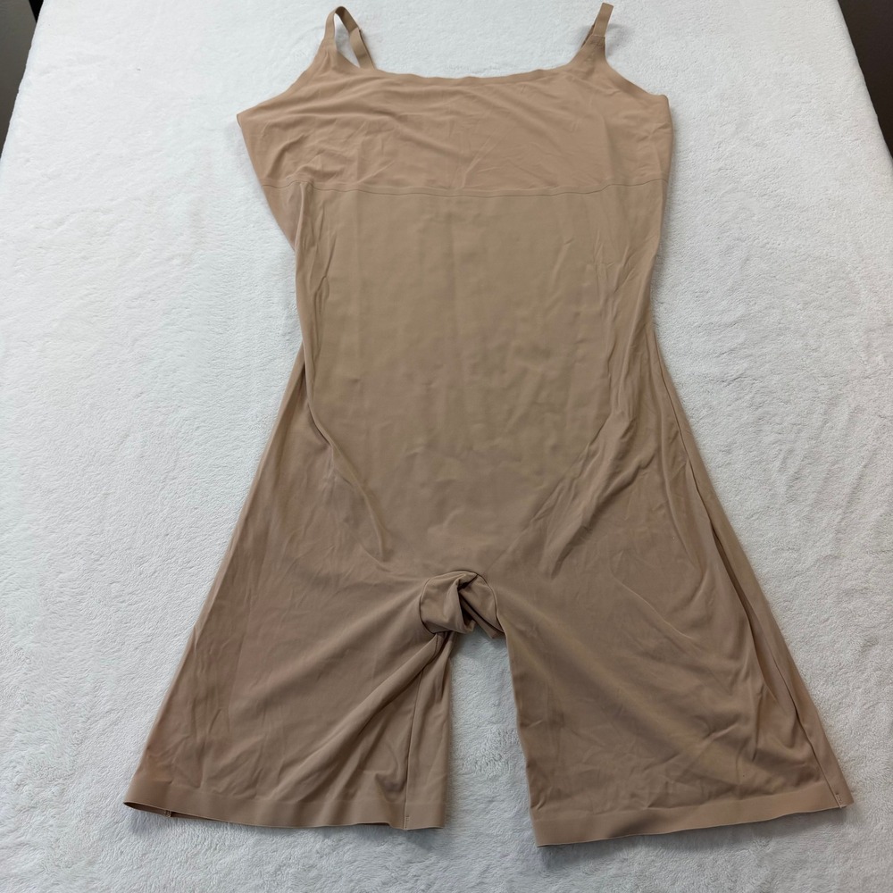 Assets Red Hot Label by Spanx Bodysuit Womens 3X Beige Good SS3515 Mid-Thigh